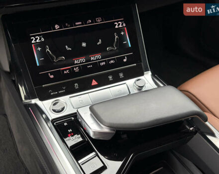 Синий Ауди E-Tron, объемом двигателя 0 л и пробегом 99 тыс. км за 39500 $, фото 30 на Automoto.ua