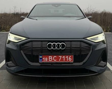 Синій Ауді E-Tron, об'ємом двигуна 0 л та пробігом 64 тис. км за 41900 $, фото 2 на Automoto.ua