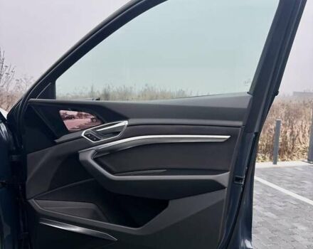 Синій Ауді E-Tron, об'ємом двигуна 0 л та пробігом 64 тис. км за 41900 $, фото 63 на Automoto.ua
