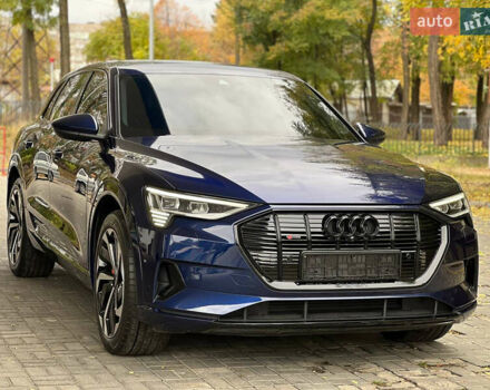 Синий Ауди E-Tron, объемом двигателя 0 л и пробегом 27 тыс. км за 42500 $, фото 3 на Automoto.ua