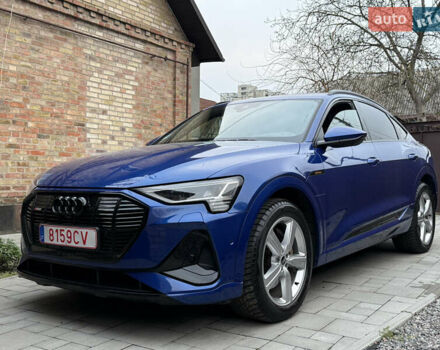 Синій Ауді E-Tron, об'ємом двигуна 0 л та пробігом 38 тис. км за 56900 $, фото 9 на Automoto.ua