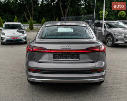 Синий Ауди E-Tron, объемом двигателя 0 л и пробегом 85 тыс. км за 37990 $, фото 4 на Automoto.ua