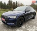 Синій Ауді E-Tron, об'ємом двигуна 0 л та пробігом 60 тис. км за 47800 $, фото 2 на Automoto.ua