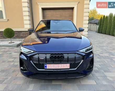 Ауди E-Tron 2022 в Черновцах на Automoto.ua Синий Ауди E-Tron, объемом двигателя 0 л и пробегом 52 тыс. км за 39500 $, фото 20 на Automoto.ua