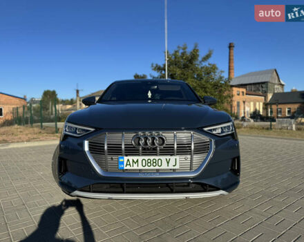 Синий Ауди E-Tron, объемом двигателя 0 л и пробегом 76 тыс. км за 36500 $, фото 1 на Automoto.ua