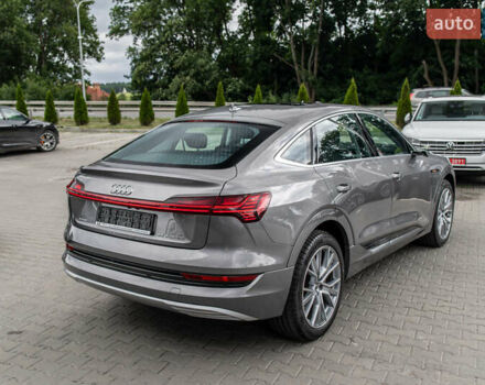 Синий Ауди E-Tron, объемом двигателя 0 л и пробегом 85 тыс. км за 37990 $, фото 2 на Automoto.ua