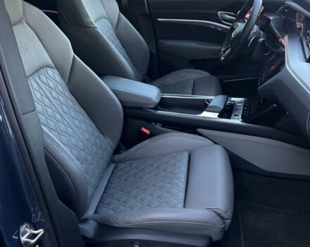 Синий Ауди E-Tron, объемом двигателя 0 л и пробегом 50 тыс. км за 45000 $, фото 41 на Automoto.ua