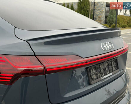 Синий Ауди E-Tron, объемом двигателя 0 л и пробегом 99 тыс. км за 39500 $, фото 19 на Automoto.ua