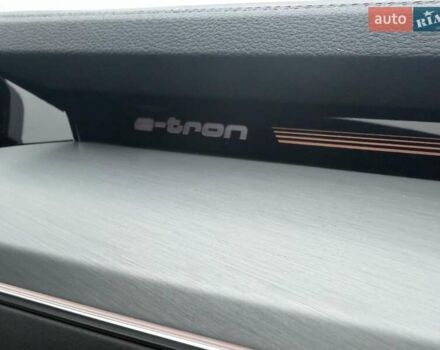 Синій Ауді E-Tron, об'ємом двигуна 0 л та пробігом 64 тис. км за 41900 $, фото 35 на Automoto.ua