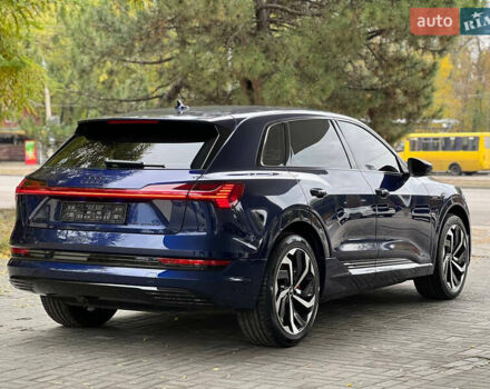Синий Ауди E-Tron, объемом двигателя 0 л и пробегом 27 тыс. км за 42500 $, фото 15 на Automoto.ua