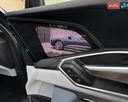 Синий Ауди E-Tron, объемом двигателя 0 л и пробегом 38 тыс. км за 44900 $, фото 24 на Automoto.ua
