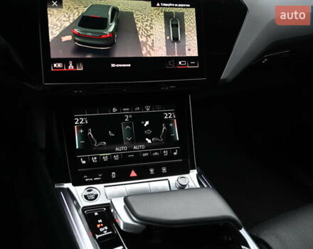 Синий Ауди E-Tron, объемом двигателя 0 л и пробегом 17 тыс. км за 50190 $, фото 14 на Automoto.ua
