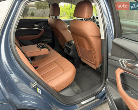 Синий Ауди E-Tron, объемом двигателя 0 л и пробегом 99 тыс. км за 39500 $, фото 25 на Automoto.ua