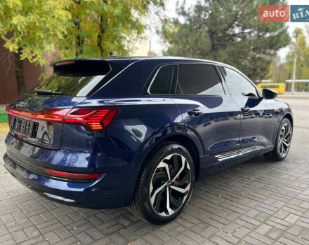 Синий Ауди E-Tron, объемом двигателя 0 л и пробегом 27 тыс. км за 42500 $, фото 11 на Automoto.ua