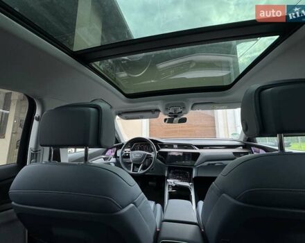 Синий Ауди E-Tron, объемом двигателя 0 л и пробегом 38 тыс. км за 44900 $, фото 13 на Automoto.ua