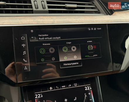 Синий Ауди E-Tron, объемом двигателя 0 л и пробегом 99 тыс. км за 39500 $, фото 44 на Automoto.ua