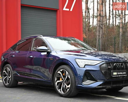 Синий Ауди E-Tron, объемом двигателя 0 л и пробегом 17 тыс. км за 50190 $, фото 9 на Automoto.ua
