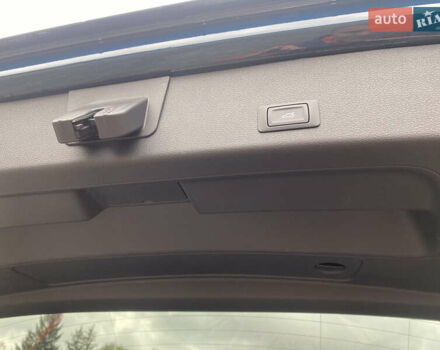 Синий Ауди E-Tron, объемом двигателя 0 л и пробегом 31 тыс. км за 30900 $, фото 12 на Automoto.ua