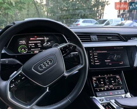 Синий Ауди E-Tron, объемом двигателя 0 л и пробегом 18 тыс. км за 34573 $, фото 9 на Automoto.ua