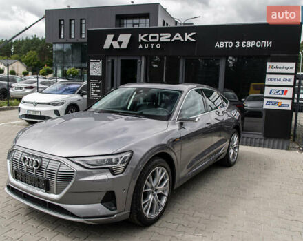 Синий Ауди E-Tron, объемом двигателя 0 л и пробегом 85 тыс. км за 37990 $, фото 40 на Automoto.ua