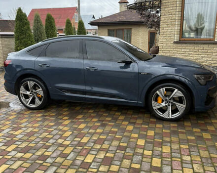 Синий Ауди E-Tron, объемом двигателя 0 л и пробегом 61 тыс. км за 42900 $, фото 5 на Automoto.ua