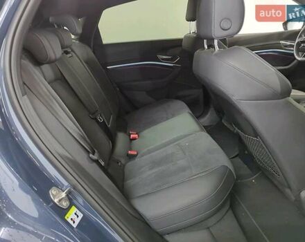 Синий Ауди E-Tron, объемом двигателя 0 л и пробегом 108 тыс. км за 32900 $, фото 8 на Automoto.ua