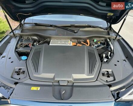 Синий Ауди E-Tron, объемом двигателя 0 л и пробегом 18 тыс. км за 34573 $, фото 29 на Automoto.ua