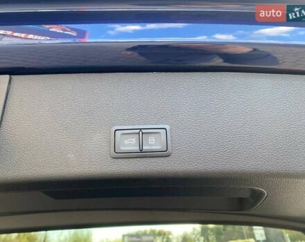 Синий Ауди E-Tron, объемом двигателя 0 л и пробегом 55 тыс. км за 34400 $, фото 26 на Automoto.ua