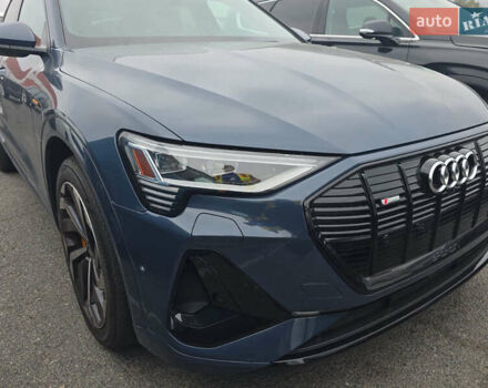 Синій Ауді E-Tron, об'ємом двигуна 0 л та пробігом 19 тис. км за 37999 $, фото 1 на Automoto.ua