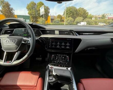 Синий Ауди E-Tron, объемом двигателя 0 л и пробегом 14 тыс. км за 61900 $, фото 9 на Automoto.ua