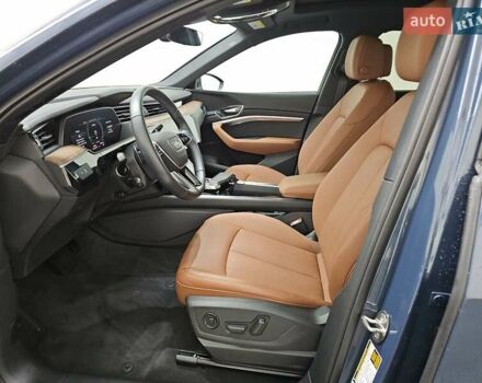 Синий Ауди E-Tron, объемом двигателя 0 л и пробегом 7 тыс. км за 25000 $, фото 9 на Automoto.ua