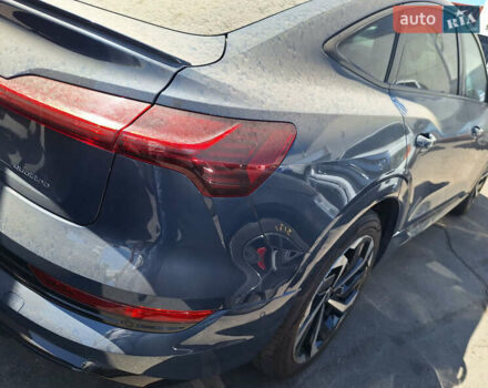 Синій Ауді E-Tron, об'ємом двигуна 0 л та пробігом 19 тис. км за 37999 $, фото 3 на Automoto.ua