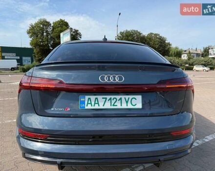 Синий Ауди E-Tron, объемом двигателя 0 л и пробегом 14 тыс. км за 61900 $, фото 1 на Automoto.ua