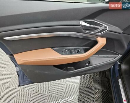 Синий Ауди E-Tron, объемом двигателя 0 л и пробегом 7 тыс. км за 25000 $, фото 13 на Automoto.ua