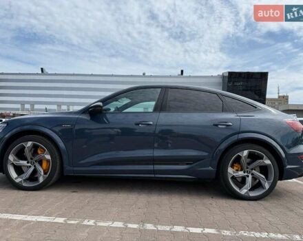 Синий Ауди E-Tron, объемом двигателя 0 л и пробегом 14 тыс. км за 61900 $, фото 6 на Automoto.ua