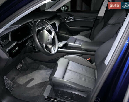 Синий Ауди E-Tron, объемом двигателя 0 л и пробегом 27 тыс. км за 49900 $, фото 6 на Automoto.ua