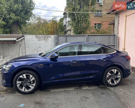 Синий Ауди E-Tron, объемом двигателя 0 л и пробегом 27 тыс. км за 49900 $, фото 4 на Automoto.ua