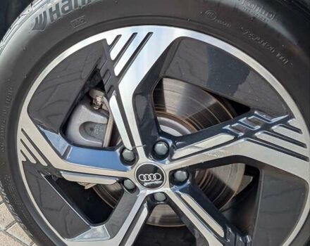 Синий Ауди E-Tron, объемом двигателя 0 л и пробегом 10 тыс. км за 30500 $, фото 6 на Automoto.ua