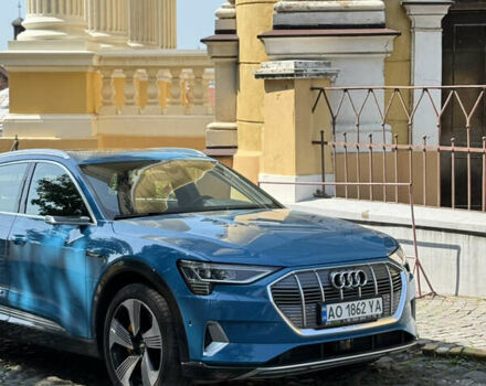 Синий Ауди E-Tron, объемом двигателя 0 л и пробегом 145 тыс. км за 29500 $, фото 1 на Automoto.ua