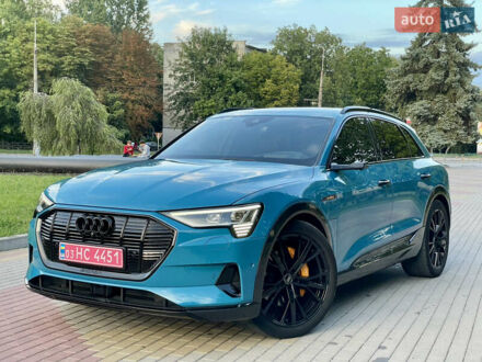 Ауди E-Tron 2019 в Тернополе на Automoto.ua Синий Ауди E-Tron, объемом двигателя 0 л и пробегом 49 тыс. км за 35490 $, фото 1 на Automoto.ua