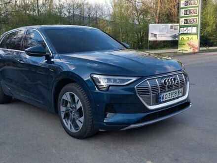 Ауді E-Tron 2019 у Тячеве на Automoto.ua Синій Ауді E-Tron, об'ємом двигуна 0 л та пробігом 145 тис. км за 25500 $, фото 1 на Automoto.ua