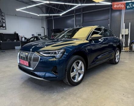 Синий Ауди E-Tron, объемом двигателя 0 л и пробегом 67 тыс. км за 30900 $, фото 1 на Automoto.ua