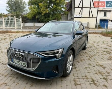 Синий Ауди E-Tron, объемом двигателя 0 л и пробегом 190 тыс. км за 24400 $, фото 1 на Automoto.ua