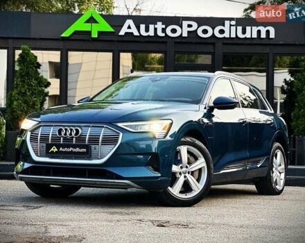 Синій Ауді E-Tron, об'ємом двигуна 0 л та пробігом 82 тис. км за 25900 $, фото 1 на Automoto.ua
