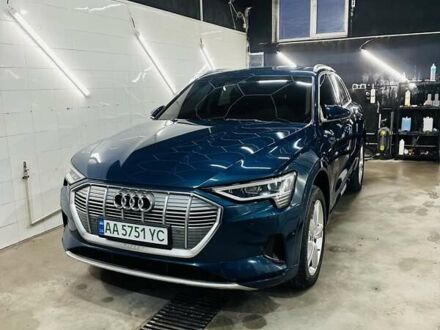 Синій Ауді E-Tron, об'ємом двигуна 0 л та пробігом 200 тис. км за 21700 $, фото 1 на Automoto.ua