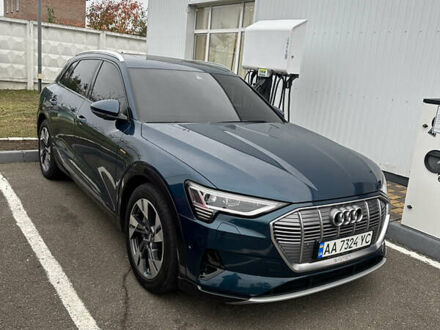 Ауди E-Tron 2019 в Харькове на Automoto.ua Синий Ауди E-Tron, объемом двигателя 0 л и пробегом 84 тыс. км за 30500 $, фото 1 на Automoto.ua