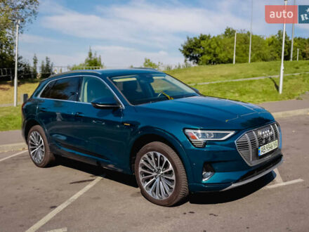 Синий Ауди E-Tron, объемом двигателя 0 л и пробегом 109 тыс. км за 31400 $, фото 1 на Automoto.ua