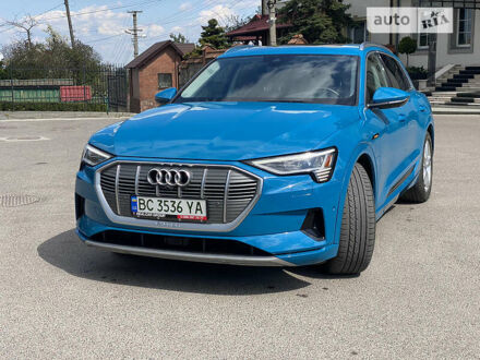 Ауді E-Tron 2019 у Львові на Automoto.ua Синій Ауді E-Tron, об'ємом двигуна 0 л та пробігом 30 тис. км за 53000 $, фото 1 на Automoto.ua