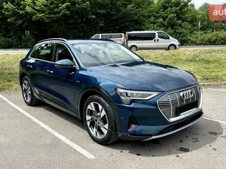 Ауді E-Tron 2019 у Чернівцях на Automoto.ua Синій Ауді E-Tron, об'ємом двигуна 0 л та пробігом 86 тис. км за 34000 $, фото 1 на Automoto.ua
