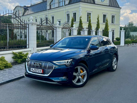 Ауди E-Tron 2019 в Виннице на Automoto.ua Синий Ауди E-Tron, объемом двигателя 0 л и пробегом 75 тыс. км за 40000 $, фото 1 на Automoto.ua